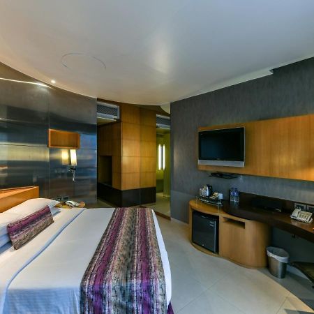 The Regale By Tunga Hotell Mumbai Exteriör bild