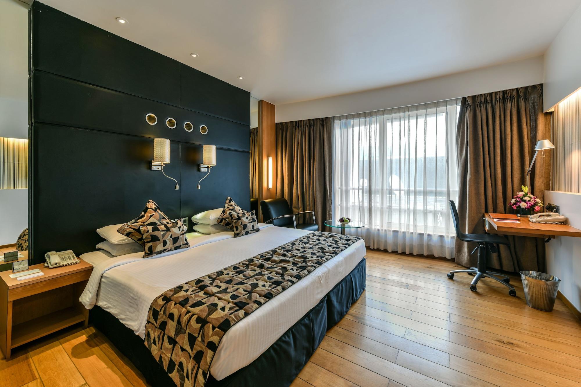 The Regale By Tunga Hotell Mumbai Exteriör bild