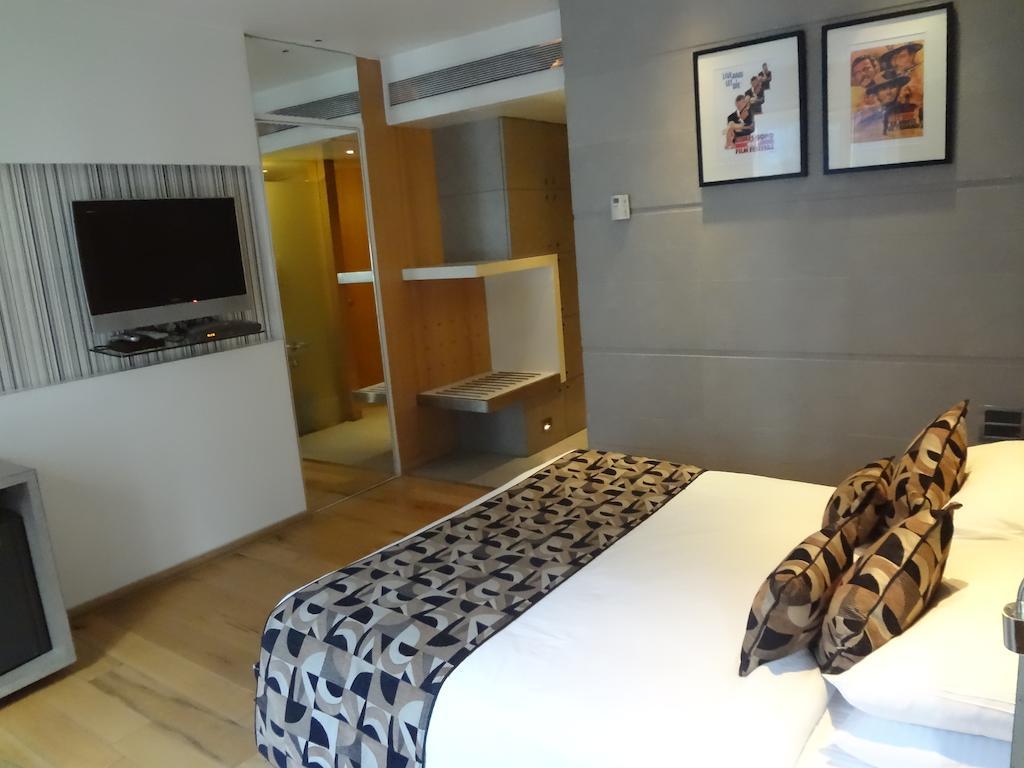 The Regale By Tunga Hotell Mumbai Exteriör bild