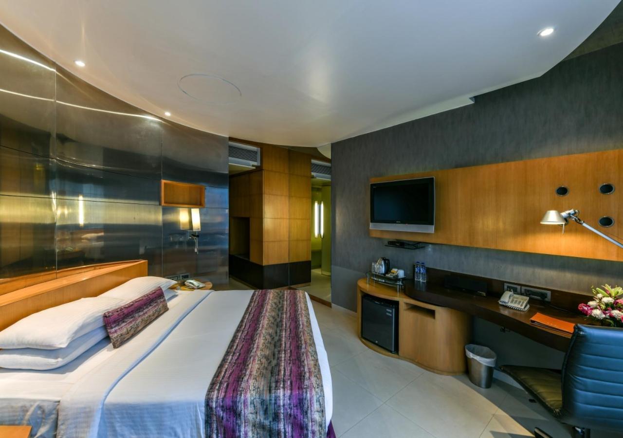 The Regale By Tunga Hotell Mumbai Exteriör bild